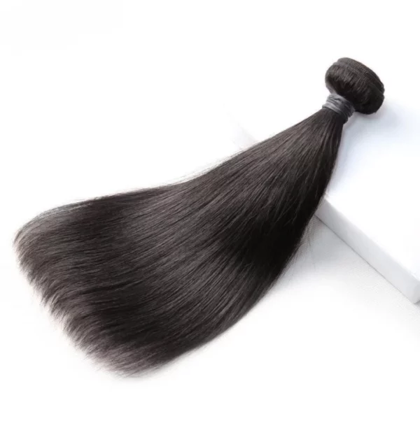 Caractéristique des mèches sur la photo: Matière: virgin human hair Style: Straight Longueur: 14” Couleur: Naturelle – noir