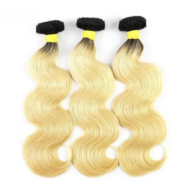 Caractéristique des mèches sur la photo: Matière: virgin human hair Style: Body wave Longueur: 24” Couleur: 1B#613