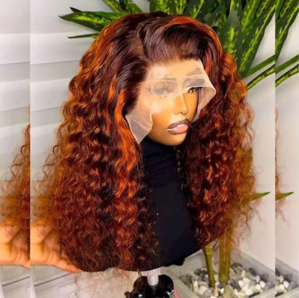 Caractéristique de la perruque sur la photo: Matière: virgin human hair Style: Deep Wave Longueur: 24" Couleur: #1B Mixte Orange Lace: 13×4 Densité: 200%